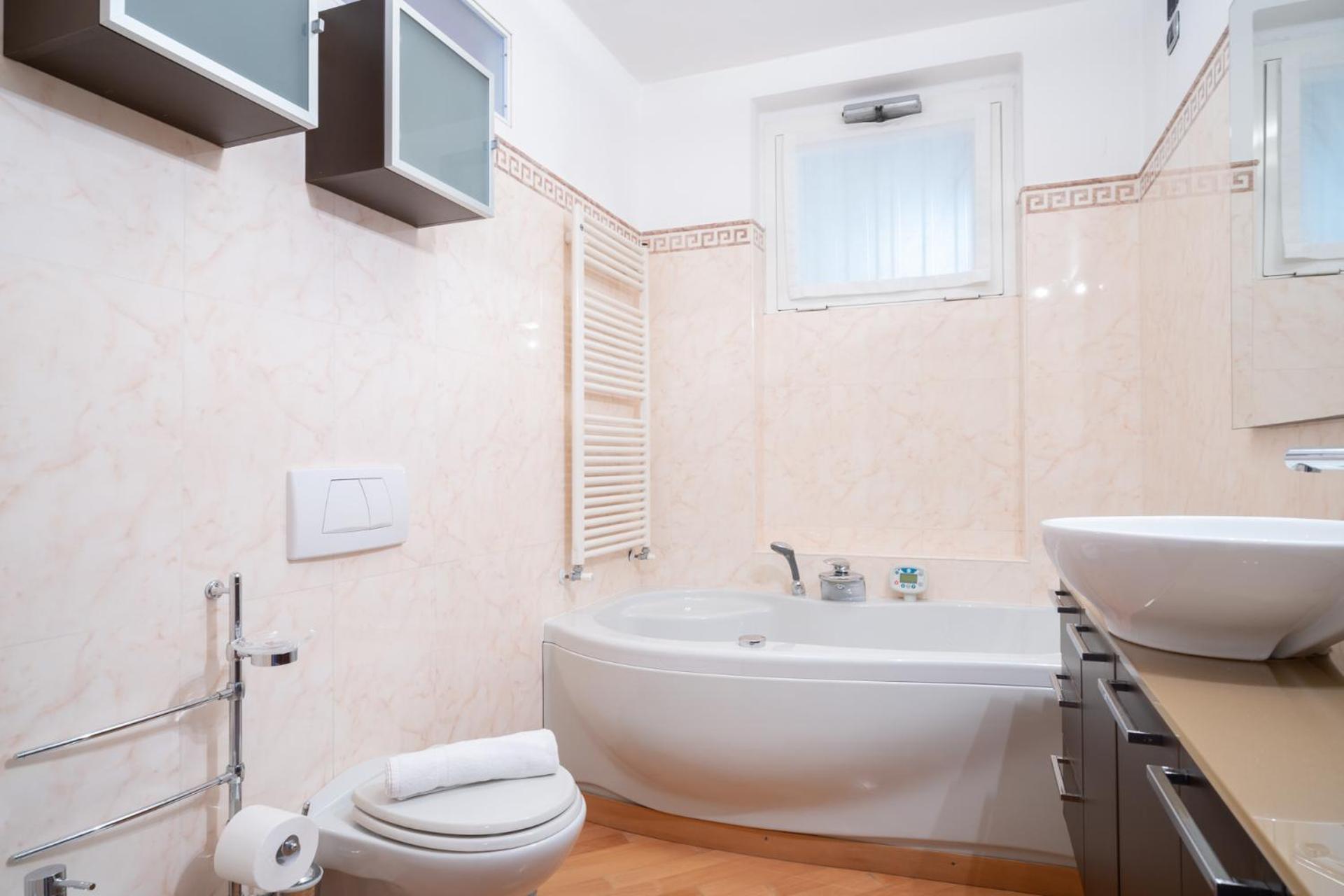 Como Lake - Apartment In Residence 5 Minutes From Lecco Center Galbiate المظهر الخارجي الصورة
