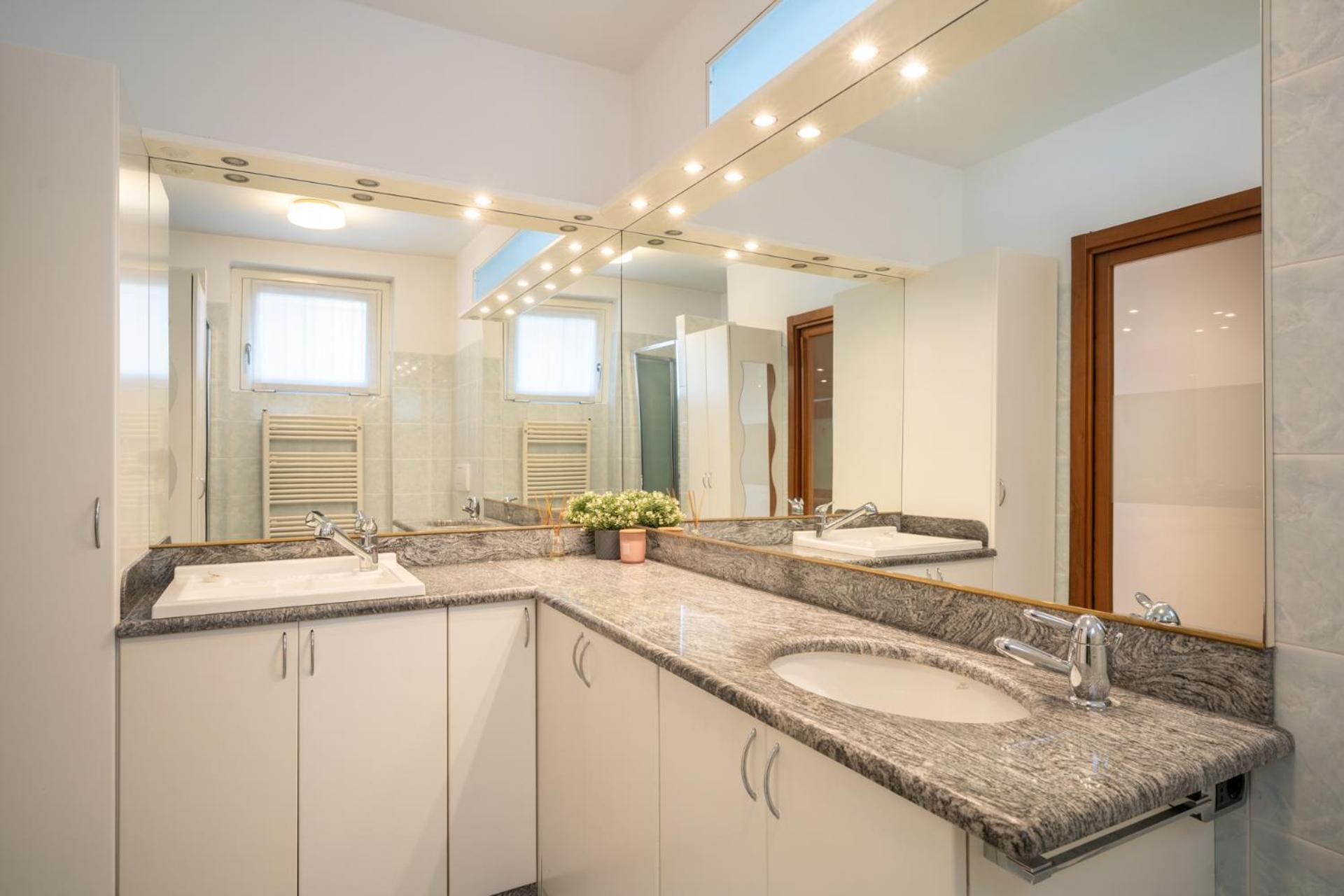 Como Lake - Apartment In Residence 5 Minutes From Lecco Center Galbiate المظهر الخارجي الصورة