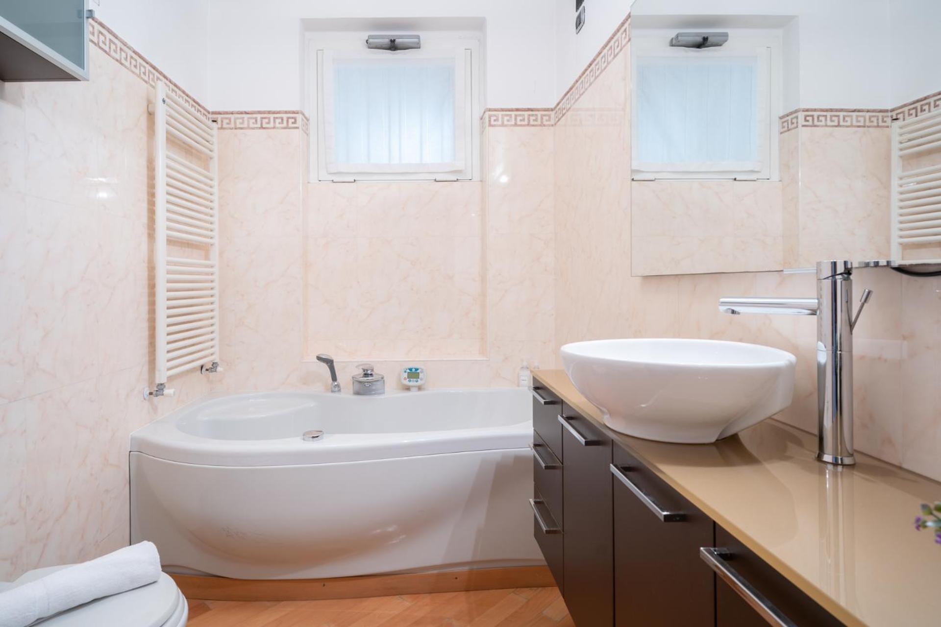 Como Lake - Apartment In Residence 5 Minutes From Lecco Center Galbiate المظهر الخارجي الصورة
